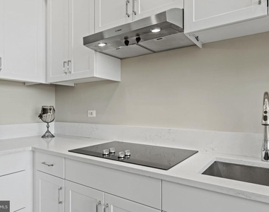 801 Fairfax Street - Photo Thumbnail 14