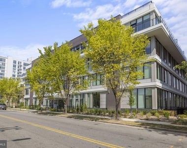 801 Fairfax Street - Photo Thumbnail 1