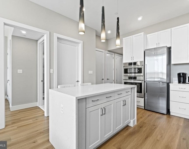 801 Fairfax Street - Photo Thumbnail 11