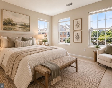 100 Meadows Lane - Photo Thumbnail 12