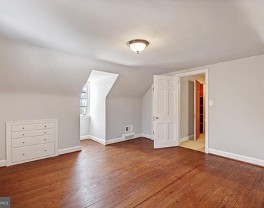3916 Military Road - Photo Thumbnail 15
