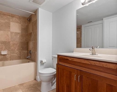 1205 N Garfield Street - Photo Thumbnail 12