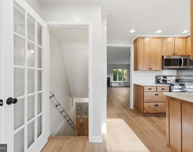 3376 N Buchanan Street - Photo Thumbnail 26