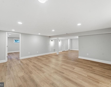 3376 N Buchanan Street - Photo Thumbnail 30