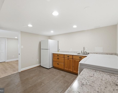 3376 N Buchanan Street - Photo Thumbnail 31