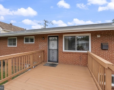 2311 N Dinwiddie Street - Photo Thumbnail 34