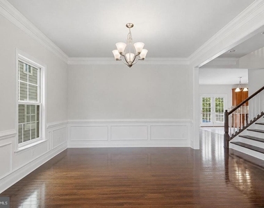 1623 Fowler Ridge Court - Photo Thumbnail 3