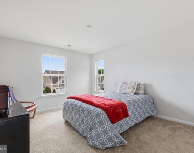1623 Fowler Ridge Court - Photo Thumbnail 18