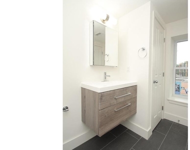 1247 N 2nd Street - Photo Thumbnail 5