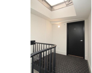 1247 N 2nd Street - Photo Thumbnail 3