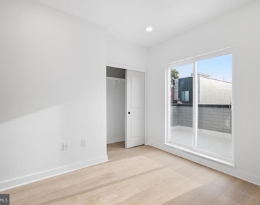 2506 N 12th Street - Photo Thumbnail 16