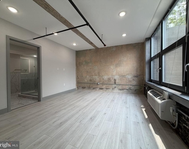 1810 E Venango Street - Photo Thumbnail 5