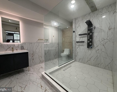 1810 E Venango Street - Photo Thumbnail 6