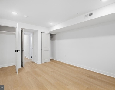 2506 N 12th Street - Photo Thumbnail 13