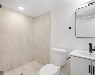 2506 N 12th Street - Photo Thumbnail 14