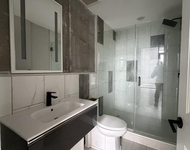 3460 J Street - Photo Thumbnail 4