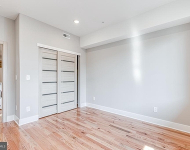 2808 Cecil B Moore Avenue - Photo Thumbnail 3