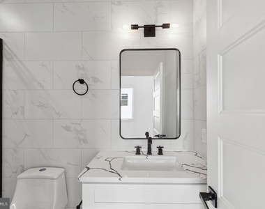 2449 N 2nd Street - Photo Thumbnail 4