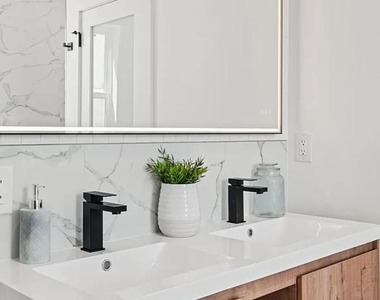 1546 N Darien Street - Photo Thumbnail 14