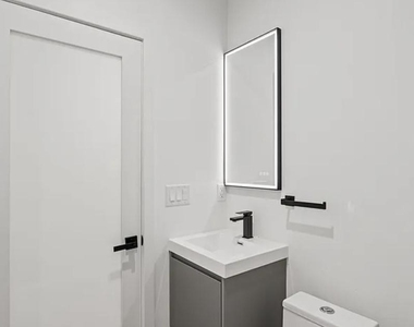 1546 N Darien Street - Photo Thumbnail 13