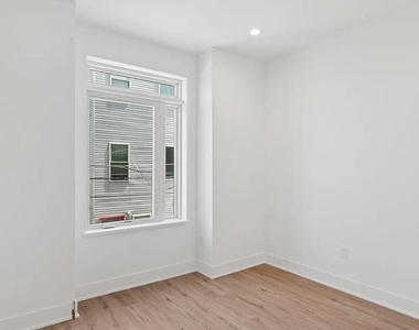 1546 N Darien Street - Photo Thumbnail 34