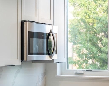 1522 N 8th Street - Photo Thumbnail 1