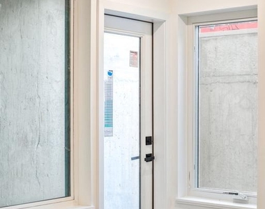 1522 N 8th Street - Photo Thumbnail 7