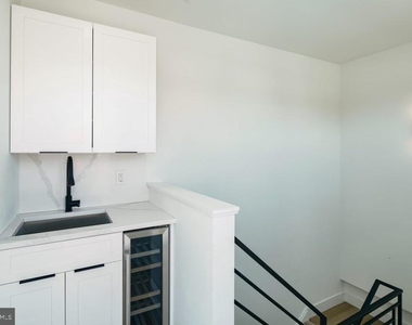 930 N 2nd Street - Photo Thumbnail 12