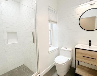 2626 Gerritt Street - Photo Thumbnail 8