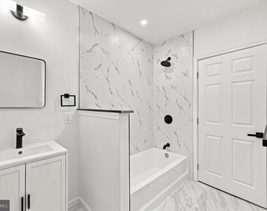 5812 Hadfield Street - Photo Thumbnail 7