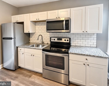 1603 W Chelten Avenue - Photo Thumbnail 2