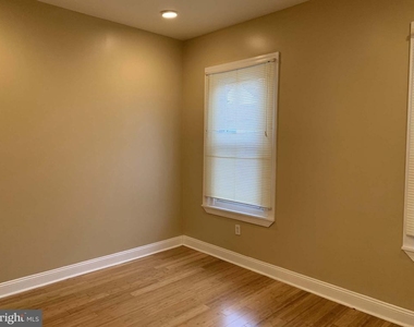 1545 N Newkirk Street - Photo Thumbnail 7