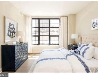 218 Arch Street - Photo Thumbnail 5