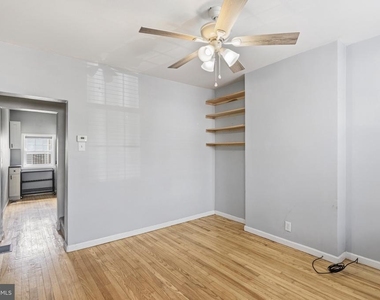 2625 Coral Street - Photo Thumbnail 2