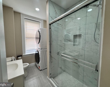 1617 W Oxford Street - Photo Thumbnail 7