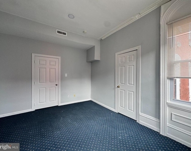 1617 W Oxford Street - Photo Thumbnail 12