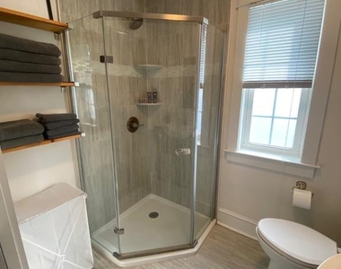 429 E Flora Street - Photo Thumbnail 7