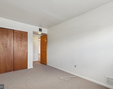320 Hermit Street - Photo Thumbnail 17