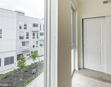 1660 Germantown Avenue - Photo Thumbnail 6