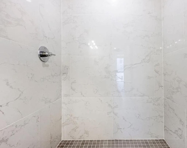 1660 Germantown Avenue - Photo Thumbnail 17