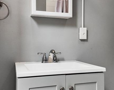 5825 Norfolk Street - Photo Thumbnail 15