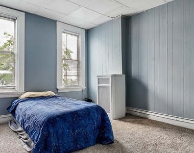 5825 Norfolk Street - Photo Thumbnail 10