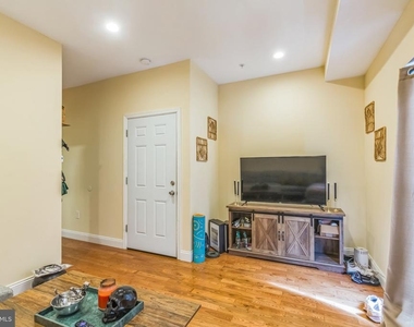 1614 Cambridge Street - Photo Thumbnail 12