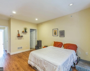 1614 Cambridge Street - Photo Thumbnail 6