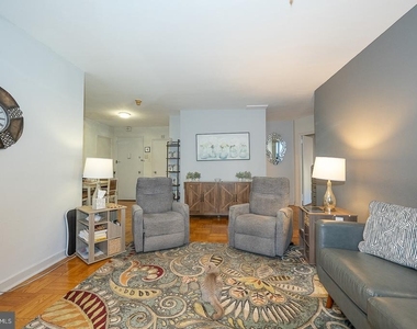 2601 Pennsylvania Avenue - Photo Thumbnail 4
