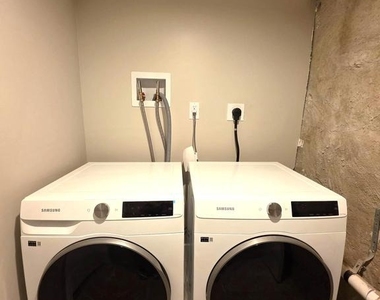 1324 S 9th Street - Photo Thumbnail 7