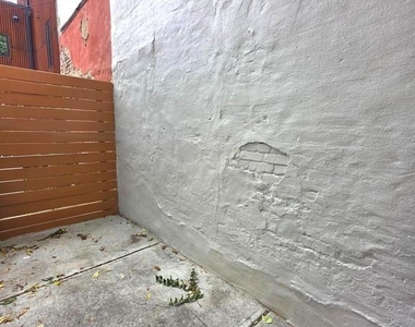 1324 S 9th Street - Photo Thumbnail 9