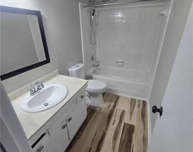 595 Winding Creek Road - Photo Thumbnail 23