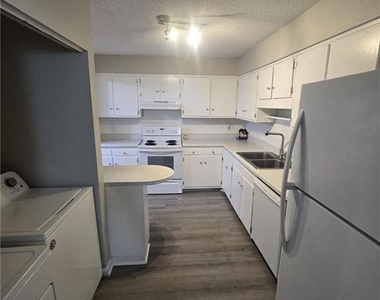 595 Winding Creek Road - Photo Thumbnail 5