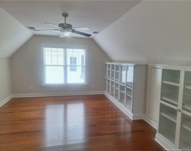 2083 Broadman Avenue - Photo Thumbnail 21
